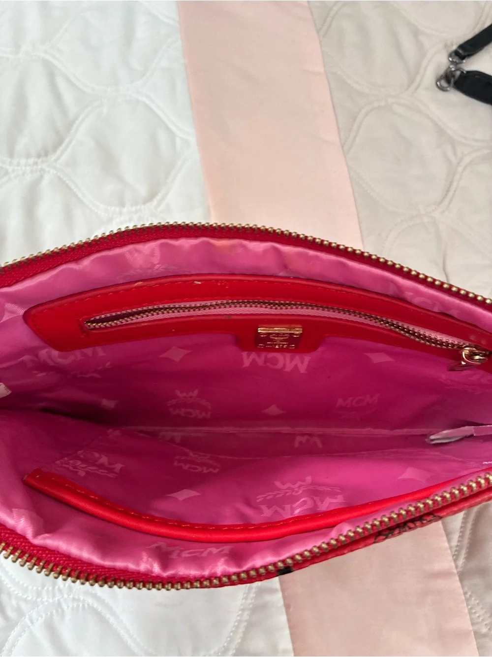MCM portfolio red